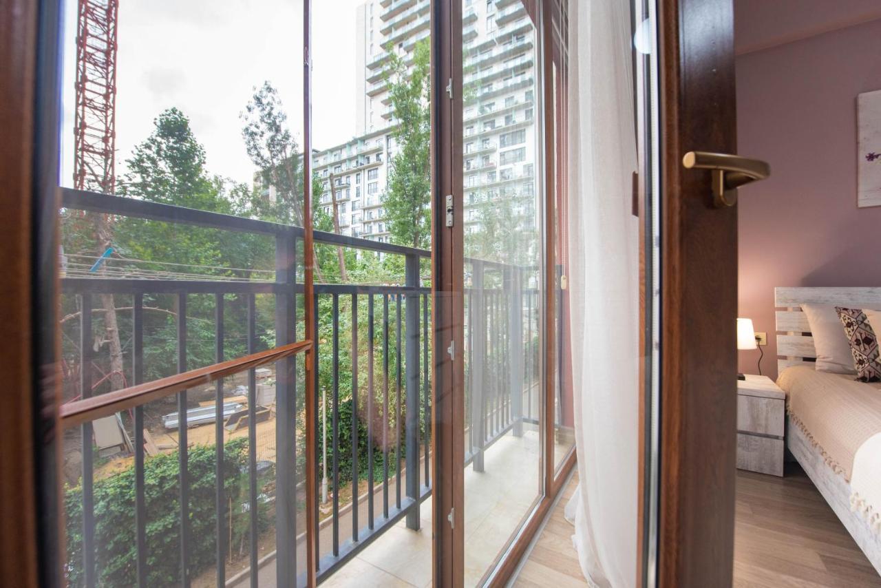 Gg Home - Cozy 2-Bedroom Apartment On Givi Kartozia Tbilisi Exterior foto