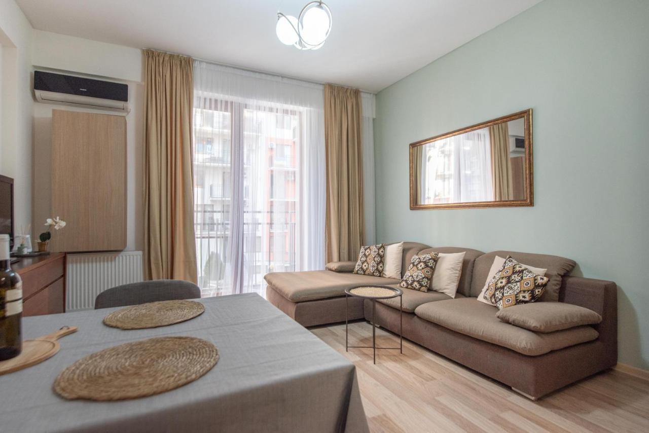 Gg Home - Cozy 2-Bedroom Apartment On Givi Kartozia Tbilisi Exterior foto